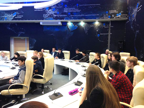 Adjunto 56MrzoCHe9c.jpg